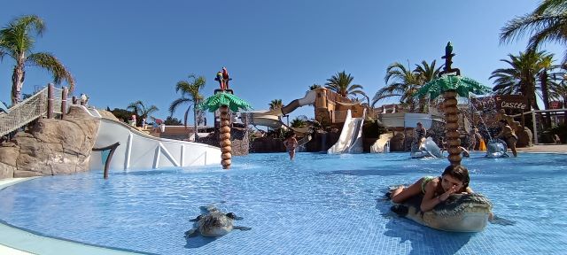 El Aparthotel Costa Encantada
